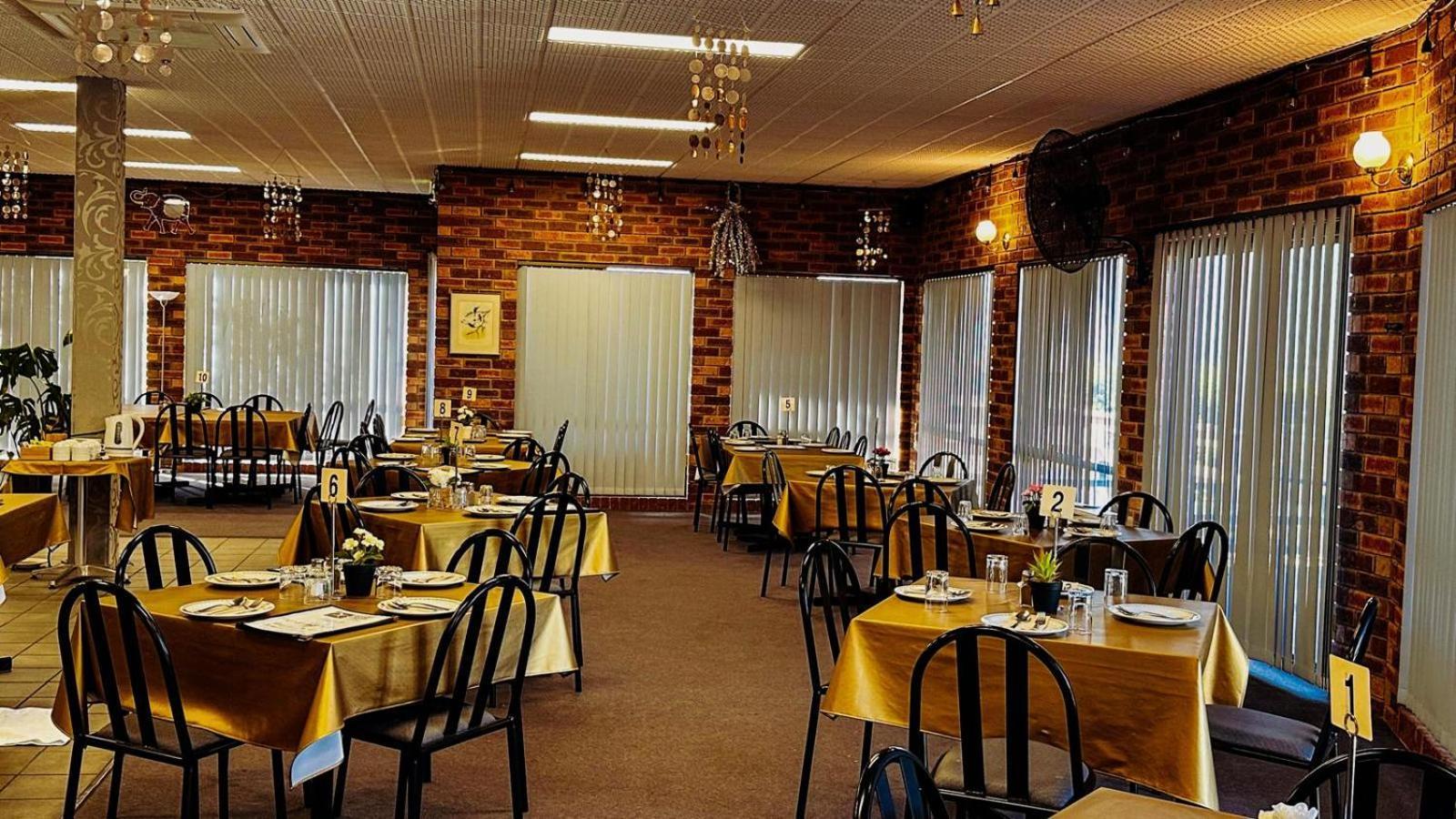 Mountain Creek Motel Bar&Restaurant Mount Beauty Exterior foto